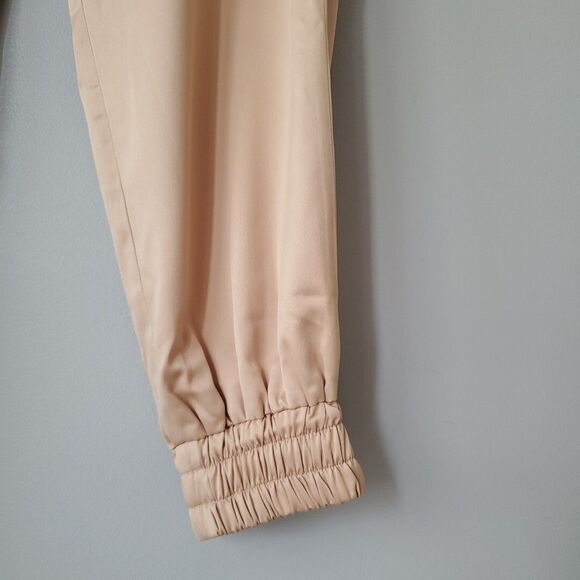 Rachel Parcell Tan Satin Drawstring Jogger Pants Womens Large Inseam 28 - Picture 4 of 9